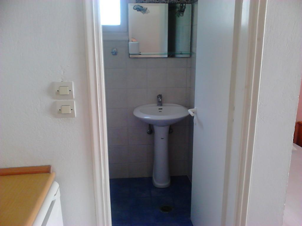 Hebes Studios Kavos Luaran gambar