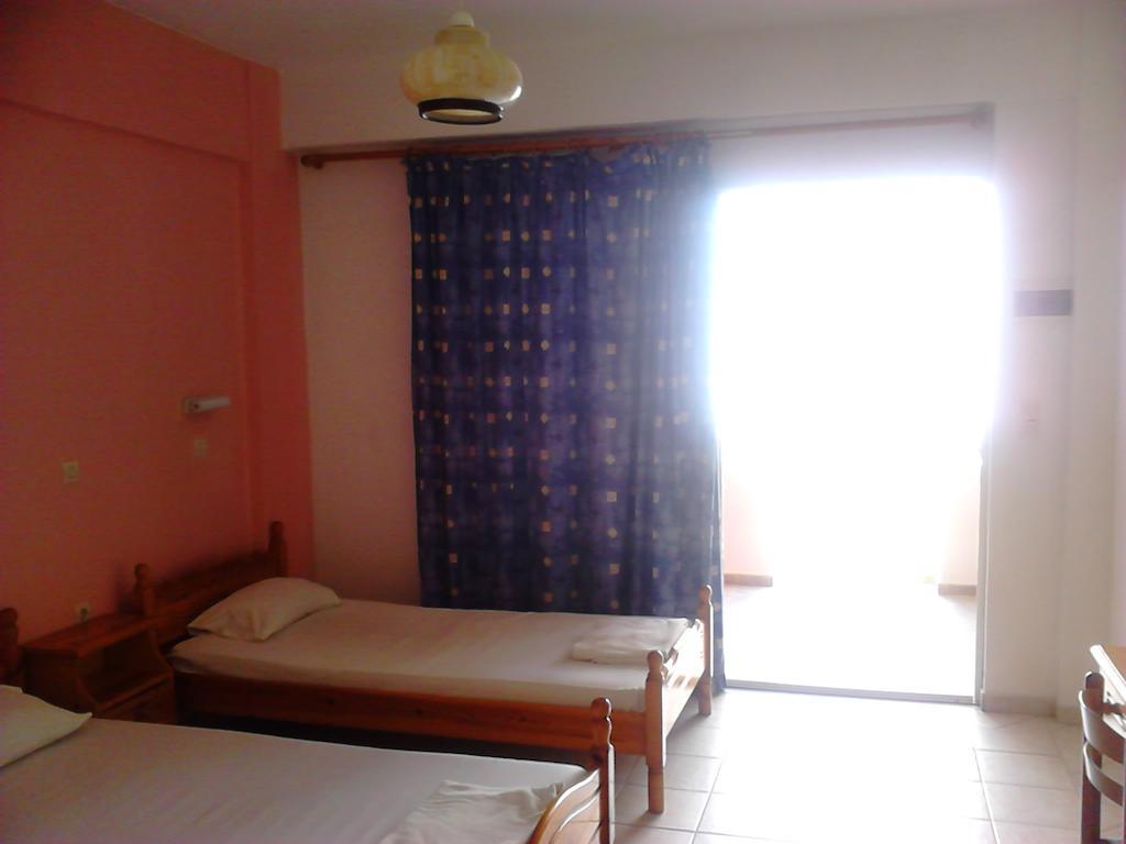 Hebes Studios Kavos Bilik gambar