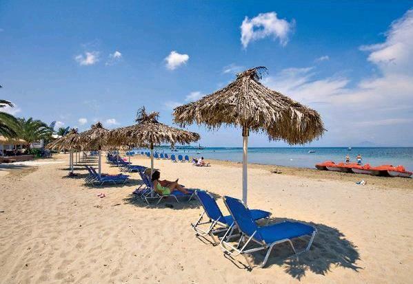 Hebes Studios Kavos Luaran gambar
